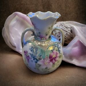 Beautiful Porcelain Nippon Vase